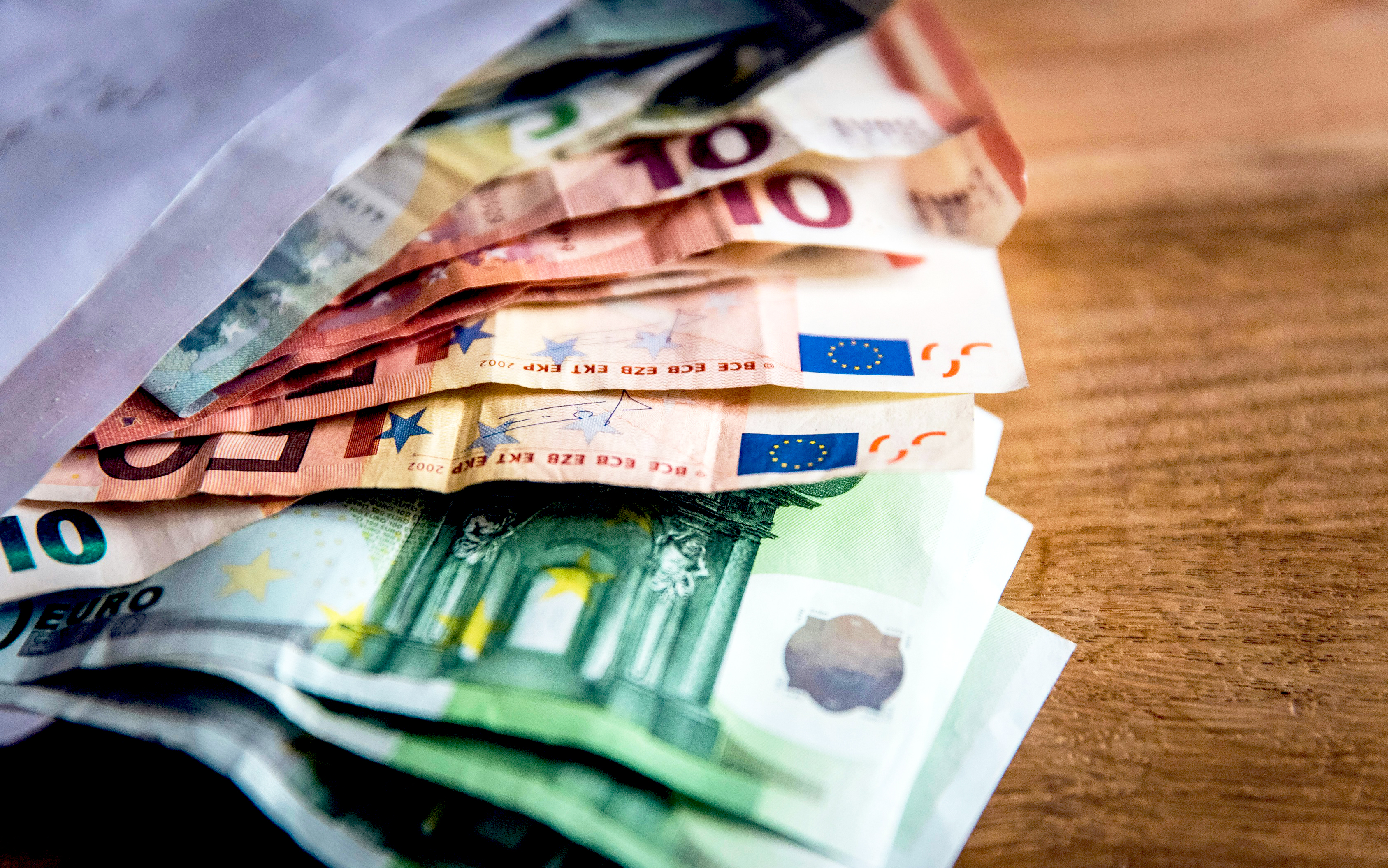 Euro notes.